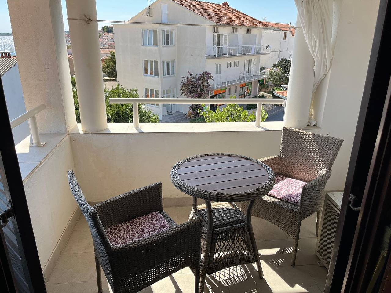 Cały apartament, Apartament wakacyjny dla 2 osób z balkon/ taras in Primošten, Żupania szybenicko-knińska