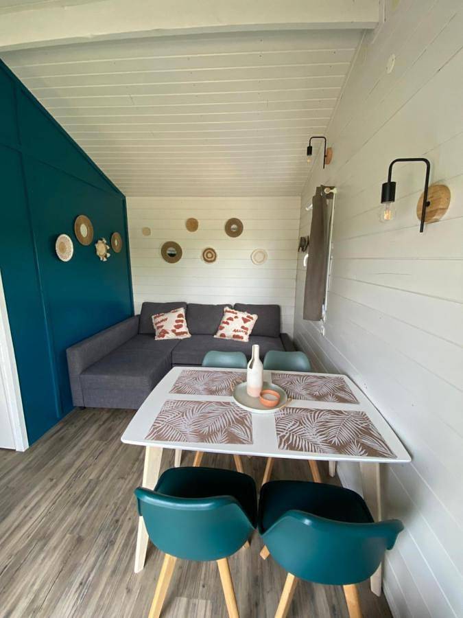 Location de vacances pour 4 personnes, avec jardin ainsi que vue et terrasse, animaux acceptés à Salles-Arbuissonnas-en-Beaujolais - 2