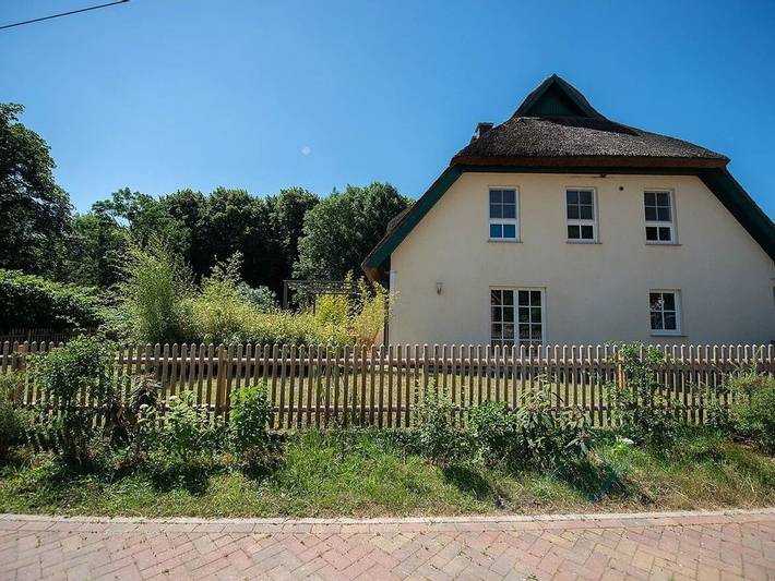 Ferienhaus für 4 Personen, mit Terrasse und Garten in Poseritz - 3
