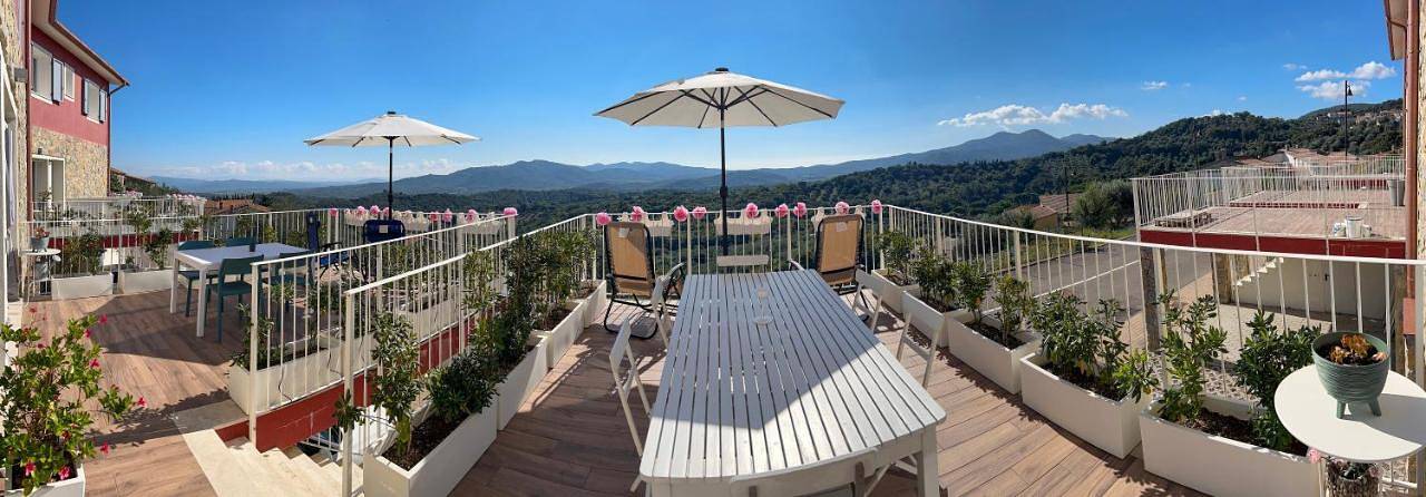 Ferienhaus für 6 Personen, mit Balkon und Terrasse sowie Garten und Ausblick in Caldana
