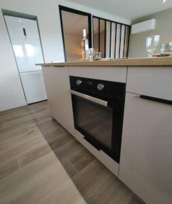 Gîte pour 2 personnes, avec vue et terrasse dans Golf de Valcros - 4