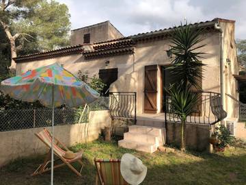 Gîte pour 3 personnes, animaux acceptés dans Plage de la Peguiere