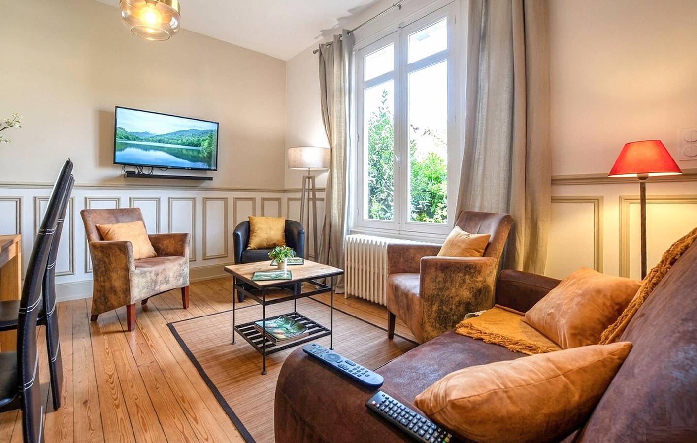 Appartement élégant de 2 chambres près de la rivière et des restaurants, Wi-Fi et parking gratuits in Deauville, Région de Lisieux
