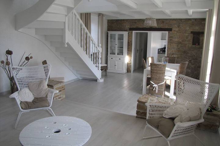 Location de vacances pour 10 personnes, avec jardin dans Plage Saint-Cava