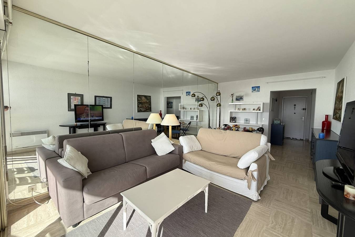Appartement entier, 06Dj - Appartement vue mer 4 pers - terrasse in Villeneuve-Loubet Plage, Villeneuve-Loubet