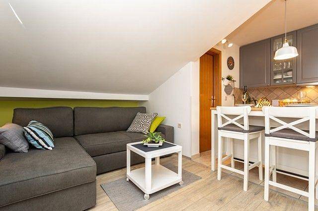 Ganze Ferienwohnung, Pension Tina - App. 4 in Silo (Krk), Krk