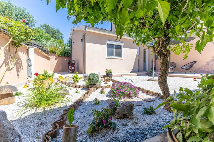 Ferienwohnung für 4 Personen, mit Balkon/Terrasse in Kosinozici