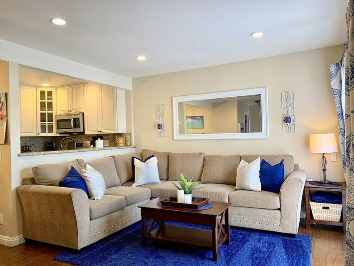 Vacation rental for 7 people, with terrace and pool as well as hot tub in Anaheim