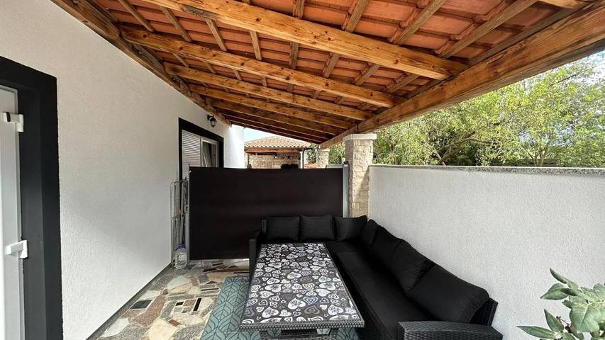 Maison d’hôte pour 2 personnes, avec Terrasse et Piscine à Pula - 3