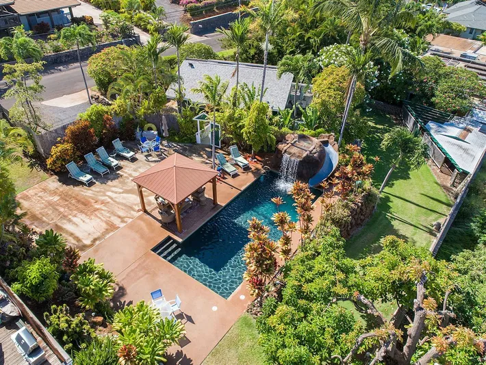 Cottage for 4 people, with terrace and pool as well as yard - 1