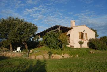 Gîte for 4 People in Monacia-d'Aullène, Corse-du-Sud, Photo 1
