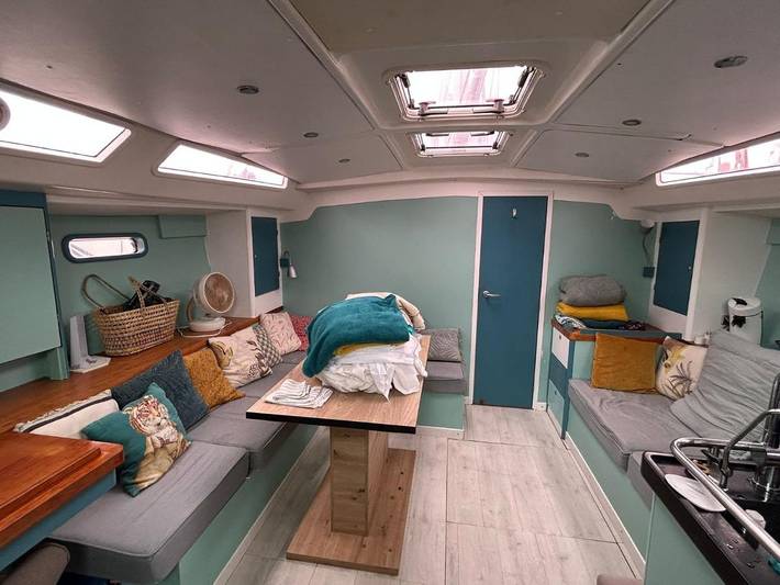 Bateau pour 6 personnes, avec vue et terrasse dans Port de Sète - 2