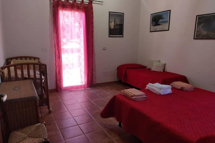 Old renovated farmhouse 300 meters from the sea in Spiaggia di Lampianu, Sassari