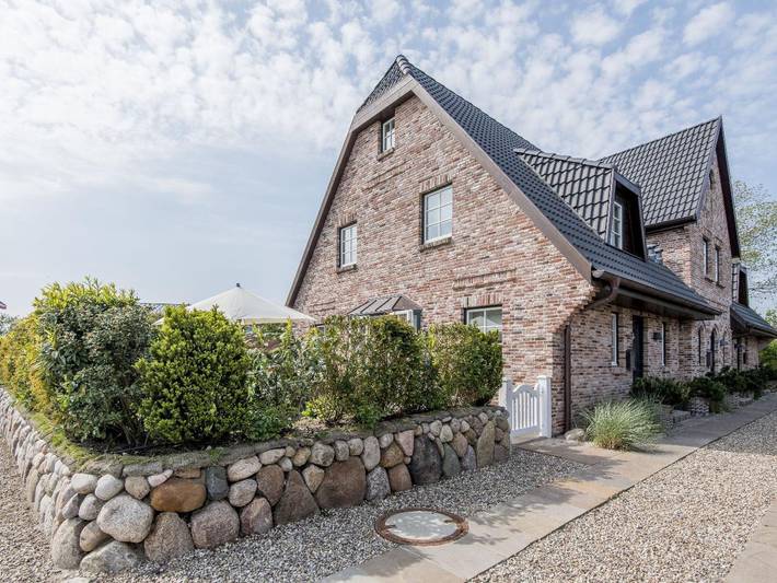Ferienhaus für 4 Personen, mit Sauna und Garten sowie Terrasse in Tinnum