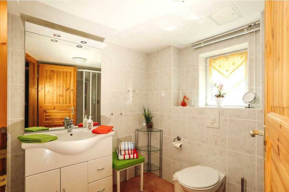 Ganze Wohnung, Ferienwohnung Wiesenblick in Bützow, Mecklenburgische Seenplatte