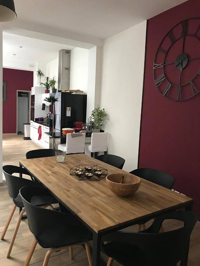 Location de vacances pour 11 personnes, avec terrasse ainsi que jacuzzi et sauna à Mouscron - 3