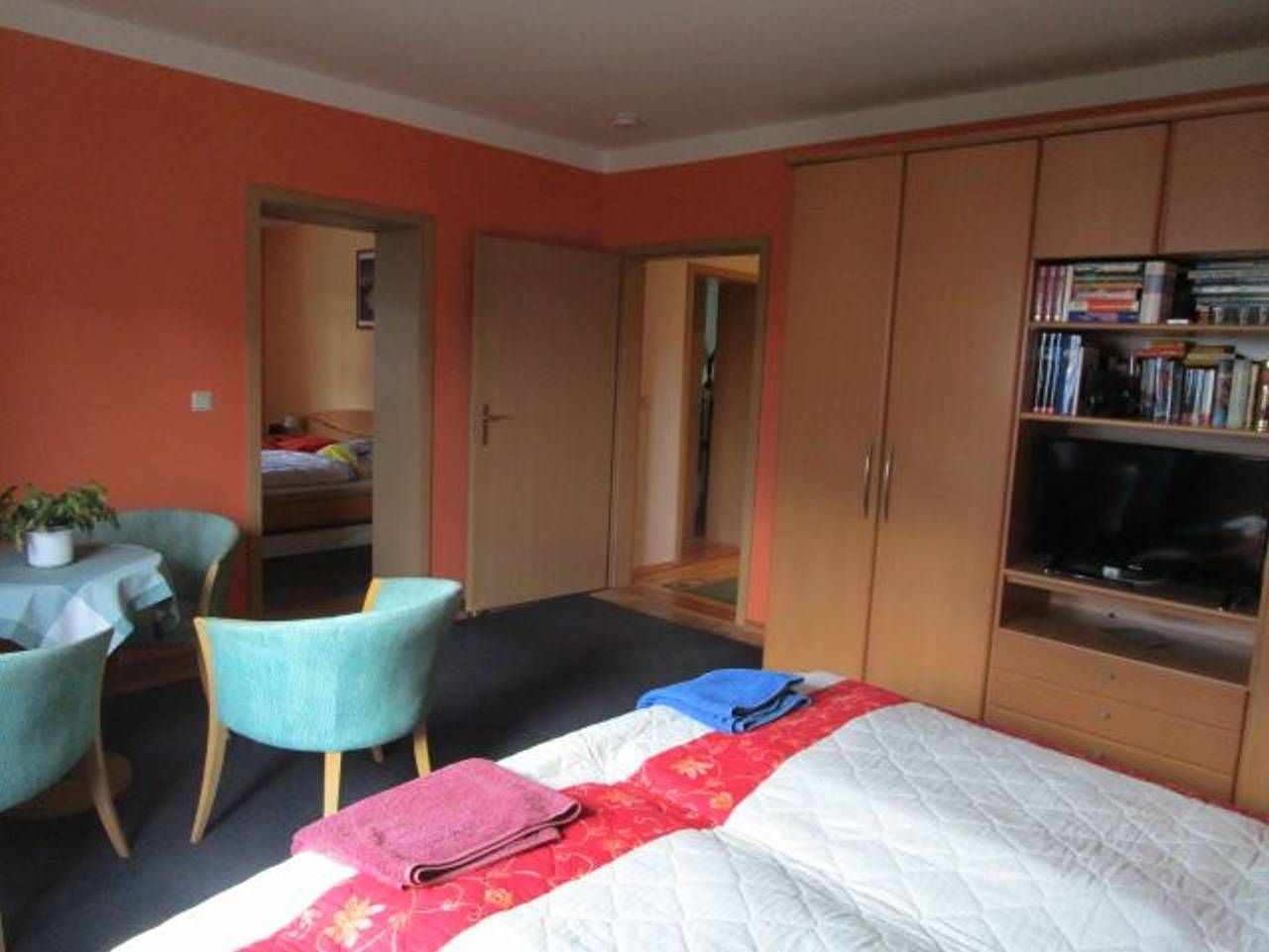 Ganze Ferienwohnung, Ferienwohnung in der Innenstadt - Ferienwohnung in der Innenstadt in Tollensesee, Neubrandenburg