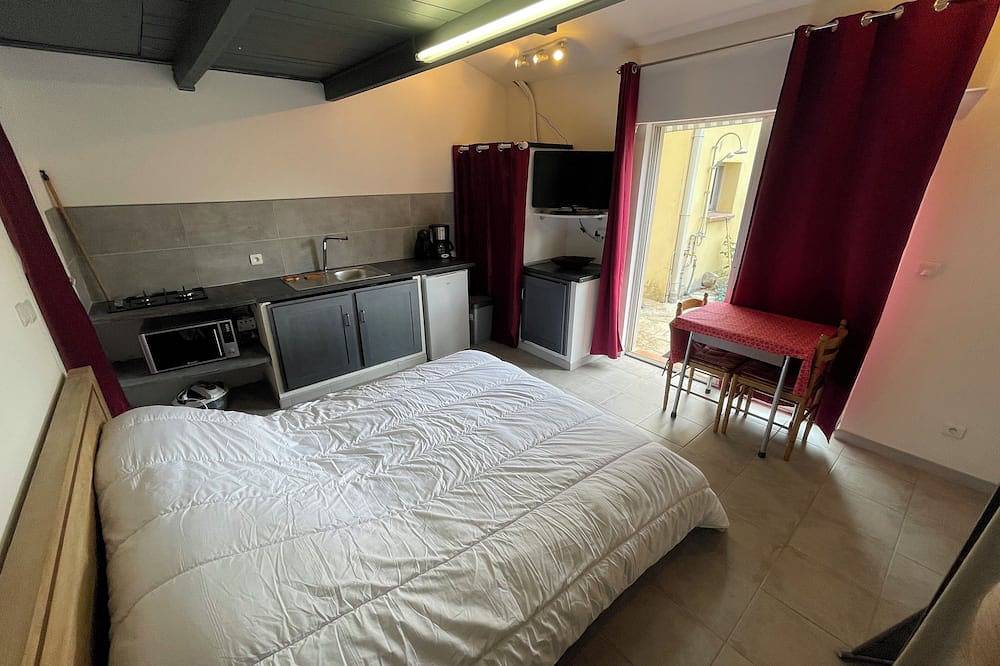 Maisonnette Indépendante à 10 min D'ajaccio, Idéal Pour une Famille !! in Alata (Corsica), Ajaccio e dintorni