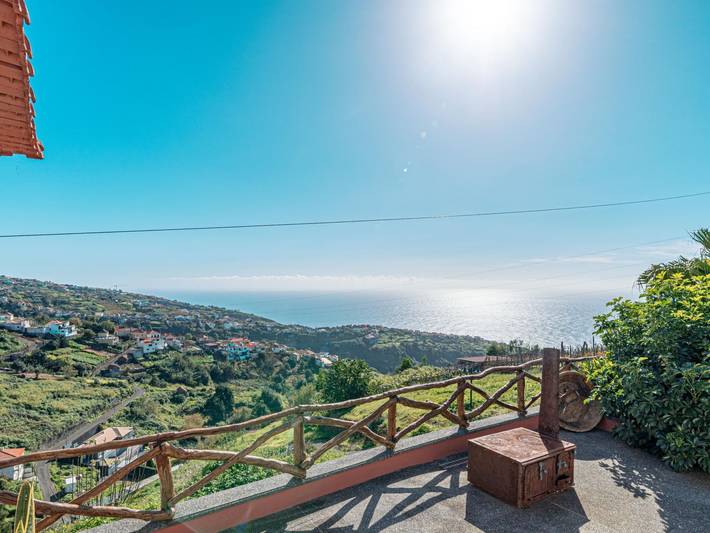 Villa Pitaias de Baixo in Calheta, Madeira
