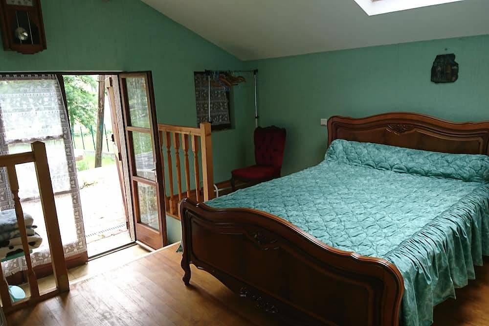Maison Ensoleillee Vue Sur Montagne classée 3 * in Ustou, Parc naturel régional des Pyrénées ariégeoises