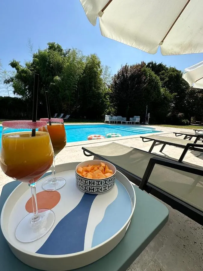 Casa de huéspuedes para 2 personas, con jardín y piscina además de jacuzzi y sauna - 1