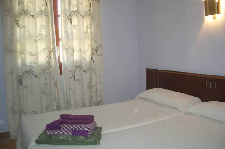 Gîte pour 5 personnes, avec piscine ainsi que jardin et terrasse, animaux acceptés à S'Agaró - 3