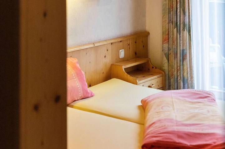 Hütte für 6 Personen, mit Garten und Pool in Saalbach - 3