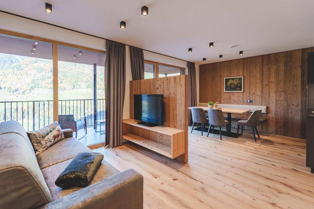 Lahnerhof Chalets - Mountain view and Sauna inclusive in St. Johann im Ahrntal, Ahrntal