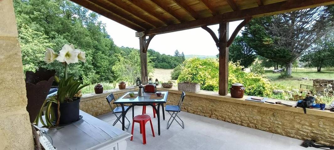Chambre d’hôte pour 2 personnes, avec Terrasse et Jardin à Montignac - 4