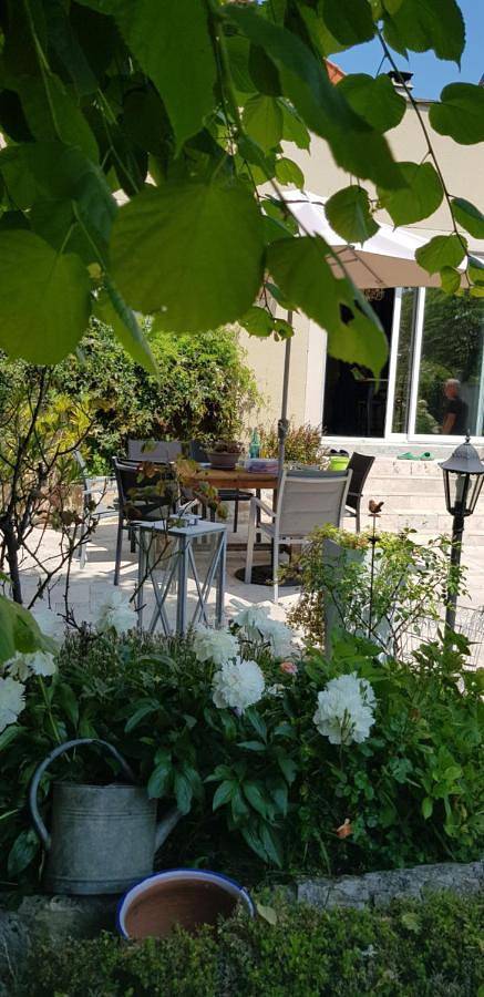 Location de vacances pour 2 personnes, avec jardin à Vaires-sur-Marne - 4