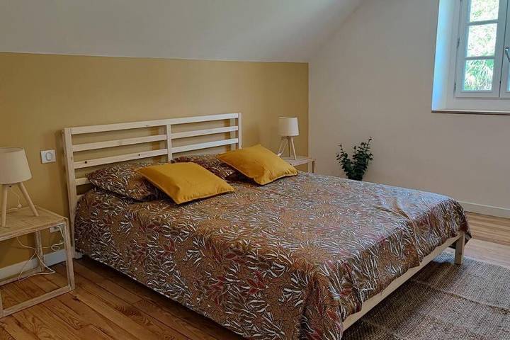 Location de vacances pour 6 personnes, avec jacuzzi et jardin, adapté aux familles à Monein - 4