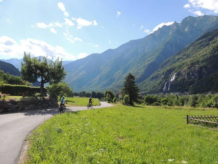 Location de vacances pour 2 personnes, avec vue et jardin à Dubino - 4