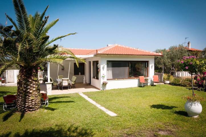 Ferienhaus für 8 Personen, mit Balkon und Terrasse sowie Garten und Ausblick