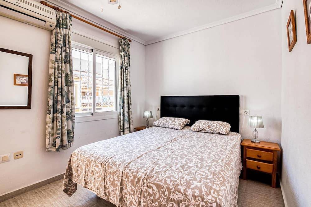 Gorgeous home in Santa Pola with Wifi in Santa Pola, Costa Blanca