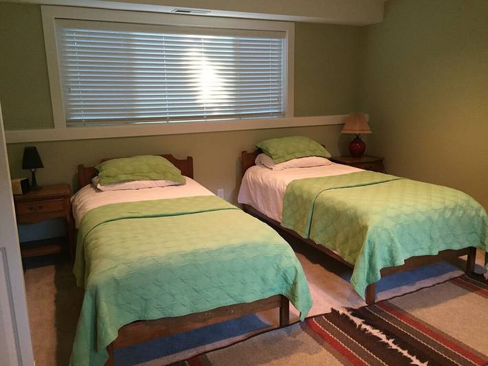 Vacation rental for 4 people, with yard and terrace in Kirkland