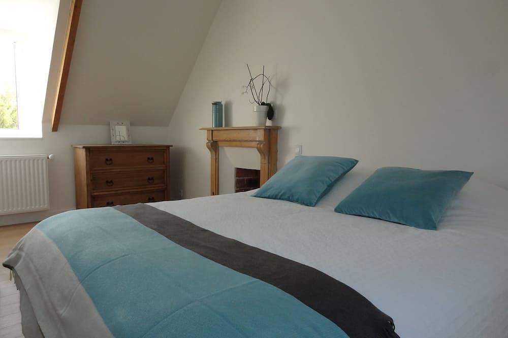 300m from the Sea, Breton house with large garden and sea view - Wifi in L'Arcouest, Ploubazlanec