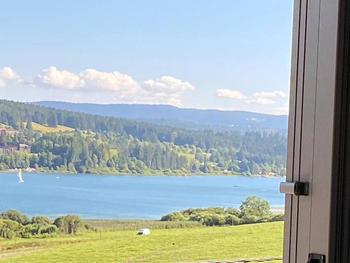 Appartement de vacances pour 5 personnes, avec Jardin ainsi que Vue sur le lac et Vue