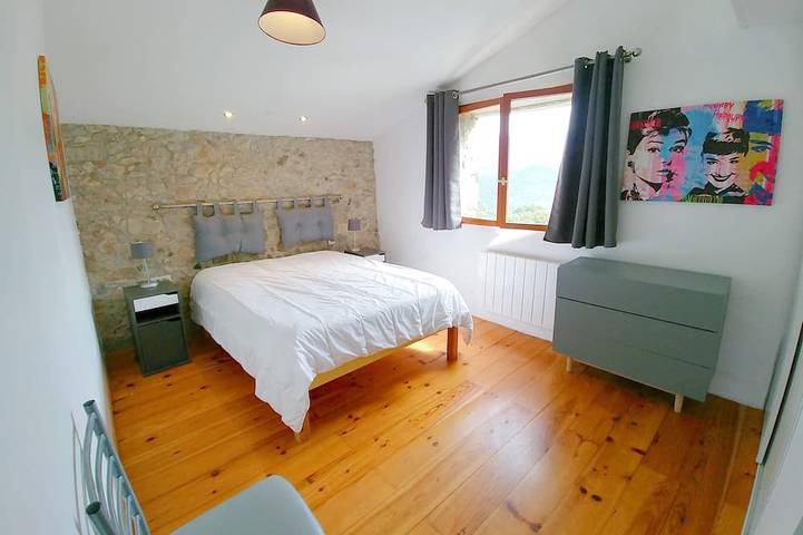 Location de vacances pour 9 personnes, avec jardin et balcon à Montgaillard - 2