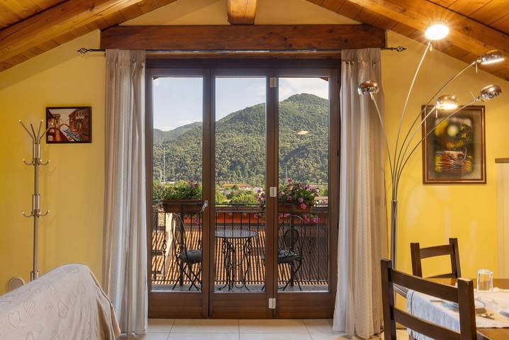 Hel lejlighed, Apartment 'Bb Doria Valle Maira' with Mountain View, Terrace, Wi-Fi - Free Breakfast in Roccabruna, Cuneo Provinsen