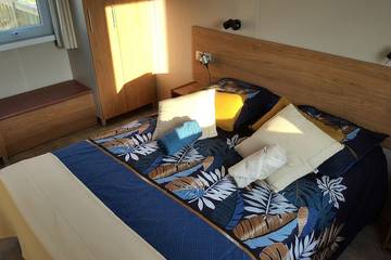 Camping pour 4 Personnes dans Saint-Pair-sur-Mer, Région d'Avranches, Photo 1