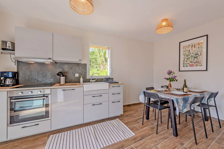 Location de vacances pour 5 personnes, avec jardin et terrasse à Plougastel-Daoulas - 3