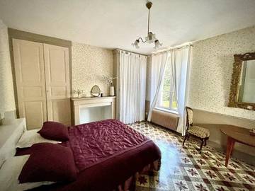 Chambre d’hôte pour 3 personnes, avec jardin et jacuzzi dans l' Aisne