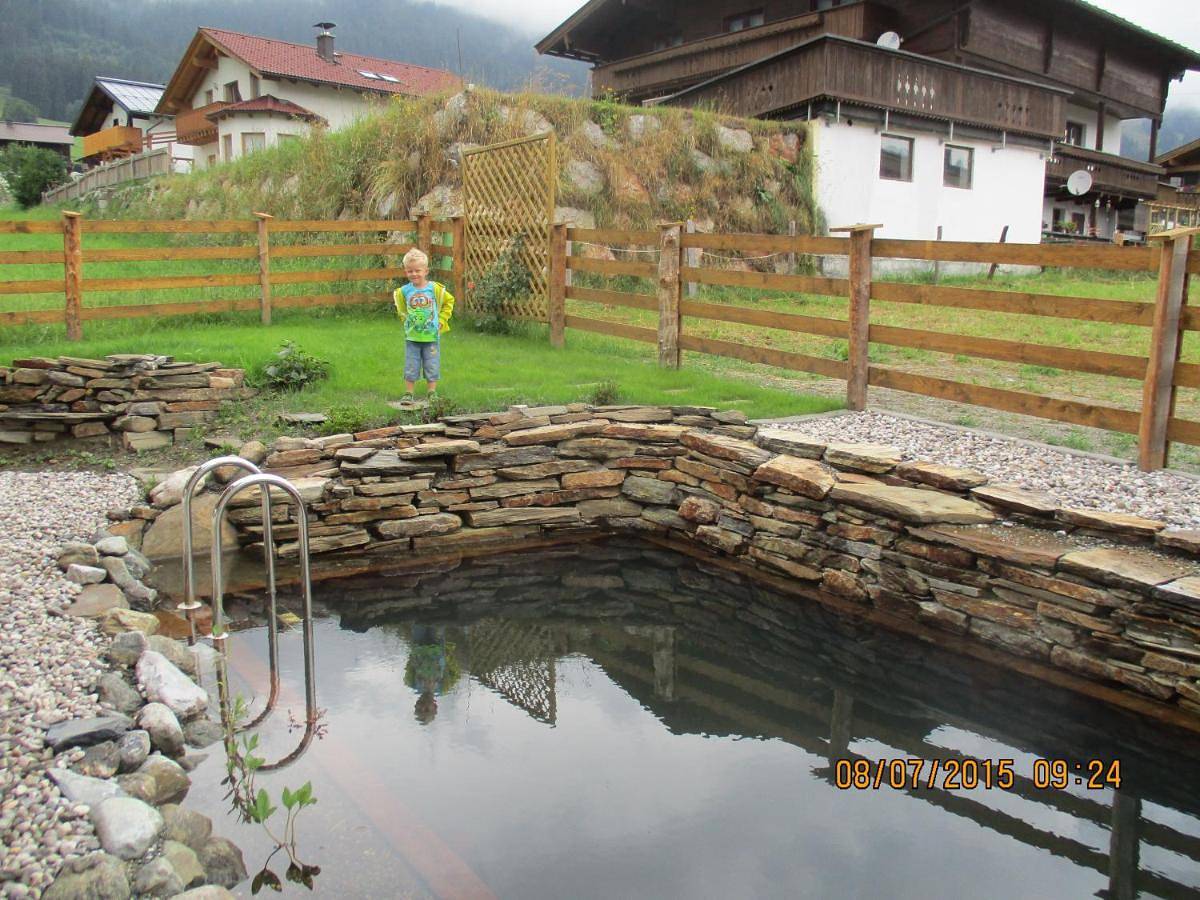 Two-Bedroom Apartment with Mountain View - First Floor in Maishofen, Pinzgau