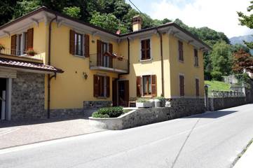 Cottage pour 4 personnes, avec vue et jardin à San Giovanni Bianco