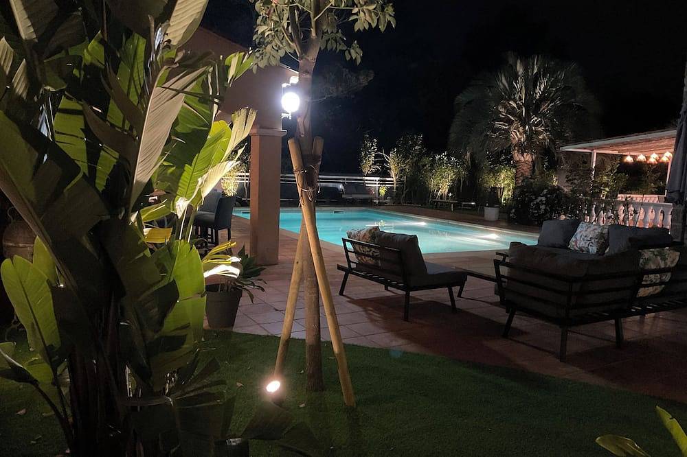Pool + 10 min zu Fuß vom Strand in Saint-Raphaël, Mittelmeerküste (Frankreich)