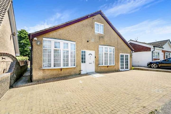Holiday home for 14 people, with garden - 1