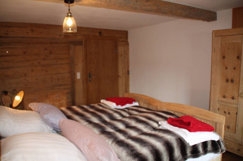 Der \"Alte Hof\" - Liebevoll sanierter Bauernhof - Bestlage Brixen it. in Brixen im Thale, Kaisergebirge