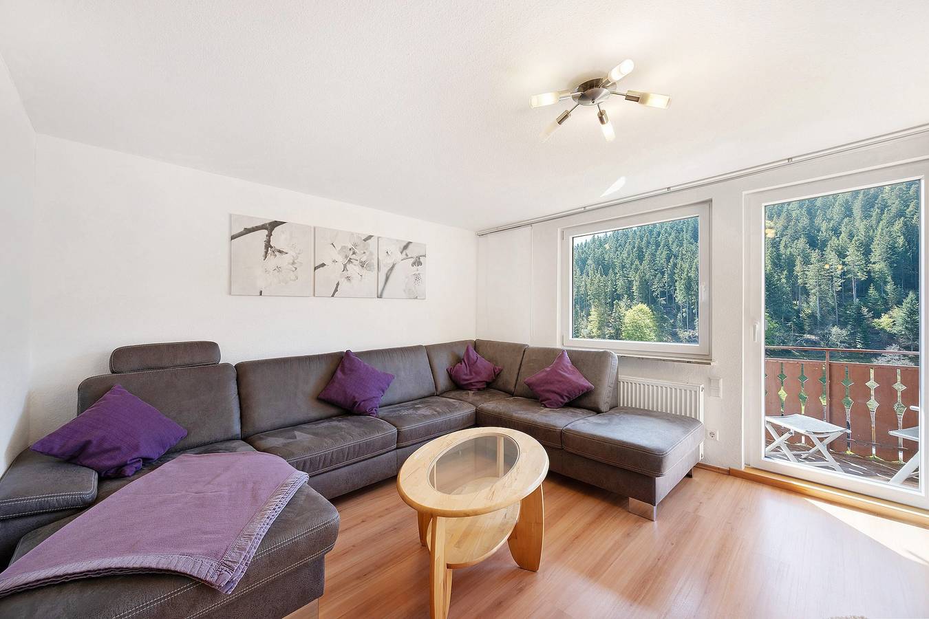 Ganze Wohnung, Ferienwohnung Poppeltal mit privatem Garten, Balkon und Wlan in Enzklösterle, Nordschwarzwald