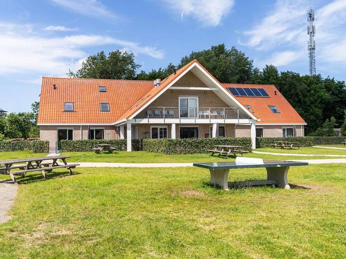 Ferienhaus für 16 Personen, mit Terrasse und Garten