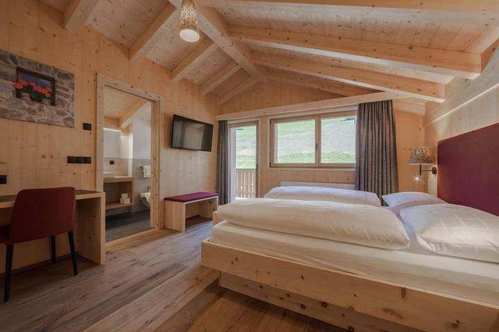 Hotel für 2 Personen, mit Sauna und Ausblick sowie Balkon im Drei Zinnen - 4